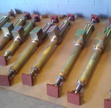 Hydraulic Snubbers with Custom Painted Components